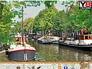 Play Amsterdam hidden objects Game