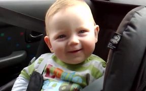Baby Fighting Falling Asleep - Kids - VIDEOTIME.COM