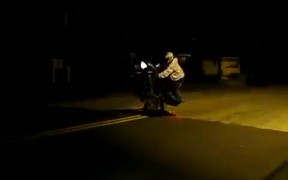 Bike Tricks Escape - Fun - VIDEOTIME.COM