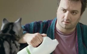 Cats With Thumbs - Commercials - VIDEOTIME.COM
