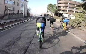 Extreme Cycling Priest - Sports - VIDEOTIME.COM