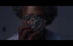 Glass Comic-Con Trailer - Movie trailer - VIDEOTIME.COM