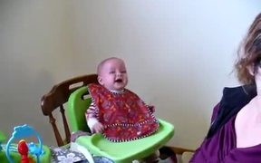 Twins Happy And Sad - Kids - VIDEOTIME.COM