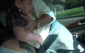Baby Chills To Bob Marley - Kids - VIDEOTIME.COM