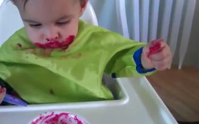 Babies Eating Beets - Kids - VIDEOTIME.COM