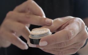 Zerva Cosmetics - Commercials - VIDEOTIME.COM