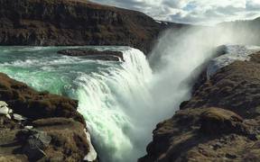 Misty Waterfall in Iceland - Fun - VIDEOTIME.COM