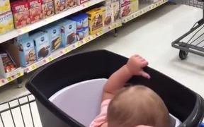 Little Baby Doing Shopping - Kids - VIDEOTIME.COM