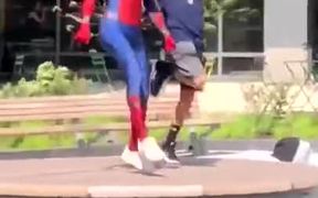 Spiderman Too Happy After Defeating Thanos - Fun - VIDEOTIME.COM