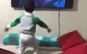 A Michael Jackson Impersonator! - Kids - VIDEOTIME.COM