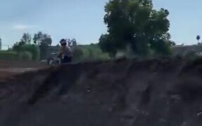 Guy Rips Some Mad Wheelies And Amazing Jumps - Sports - VIDEOTIME.COM