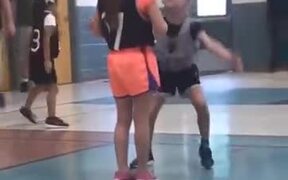 Defending In Basketball Definitely Isn't Her Thing - Kids - VIDEOTIME.COM