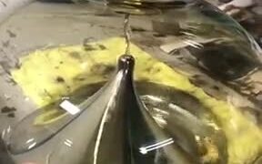 Ever Wondered How Mirrors Are Made? - Tech - VIDEOTIME.COM