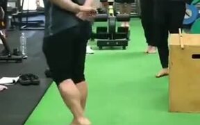 What Sort Of Workout Is This? - Weird - VIDEOTIME.COM