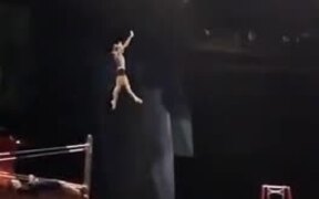 Gymnast Pulls Off Amazing Air Time - Fun - VIDEOTIME.COM