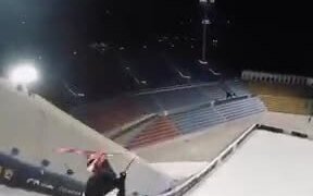 Ski Master Does Amazing Trick Backward - Sports - VIDEOTIME.COM