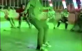 Guy Dances Around In The Carousel Like A Boss! - Fun - VIDEOTIME.COM