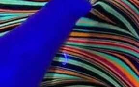 Dipping Arm In Psychedelic Paint - Fun - VIDEOTIME.COM