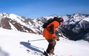These Guys Skiing Really Know What They're Doing! - Sports - VIDEOTIME.COM