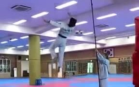 Wait, How Did He Jump So High!? - Sports - VIDEOTIME.COM