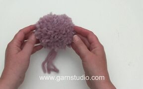 How To Make A Pompom - Tech - VIDEOTIME.COM