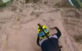 Downhill Mountain Biking Is One Crazy Sport! - Sports - VIDEOTIME.COM