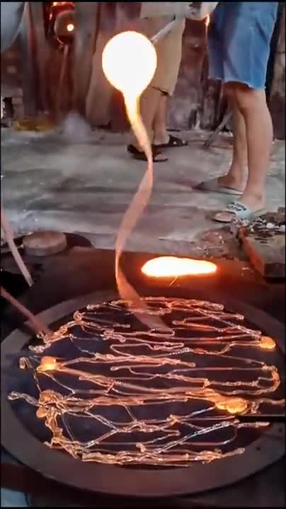 How Those Glass Light Shades Are Made