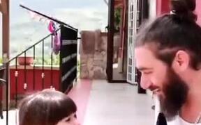 Funny Dad Pranking His Daughter - Fun - VIDEOTIME.COM