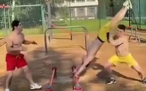 Using Your Friend To Workout - Sports - VIDEOTIME.COM