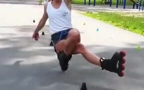 When You Combine Yoga And Skating - Sports - VIDEOTIME.COM