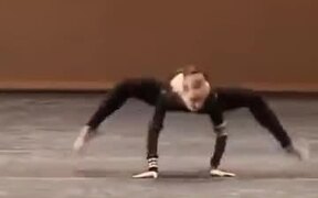 The Amazing Spider Dance
