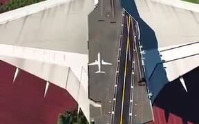Biggest Plane Ever - Tech - VIDEOTIME.COM