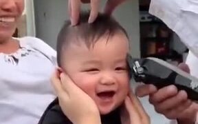Giggling Baby Getting A Haircut - Kids - VIDEOTIME.COM