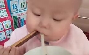 A Toddler With Fine Chopstick Skill - Kids - VIDEOTIME.COM