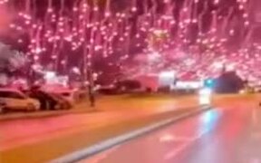 World's Most Beautiful Fireworks - Fun - VIDEOTIME.COM