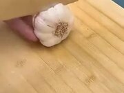 A Really Cool Garlic Hack