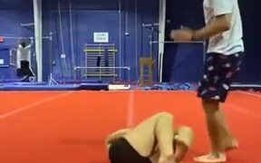 How Gymnasts Pull A Prank - Fun - VIDEOTIME.COM