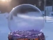Bubble Beautifully Getting Frozen