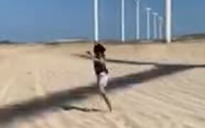 Man Shadow Jumping - Fun - VIDEOTIME.COM