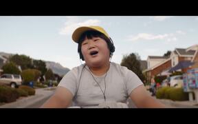 Barb & Star Go to Vista Del Mar Teaser Trailer - Movie trailer - VIDEOTIME.COM
