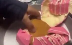 A Fake Cake - Fun - VIDEOTIME.COM