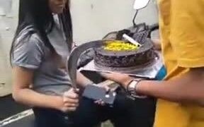 Most Interesting Blade To Cut Cake