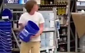 Guy Does The Bucket On The Head Prank - Fun - VIDEOTIME.COM