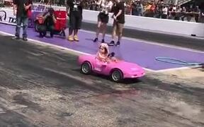 Baby At The Drift Strip Does Some Cool Donuts - Kids - VIDEOTIME.COM