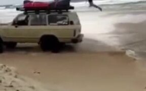 The Most Dramatic Accident Ever - Fun - VIDEOTIME.COM