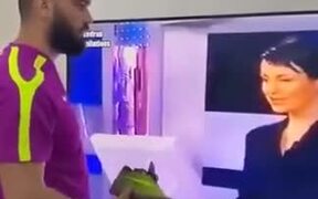 Reporters Faint Upon Smelling This Man's Shoes - Fun - VIDEOTIME.COM