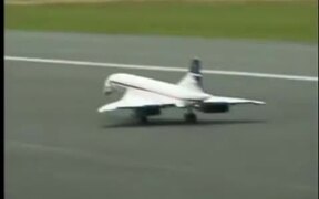 RC Jet Concord With Escort Jets