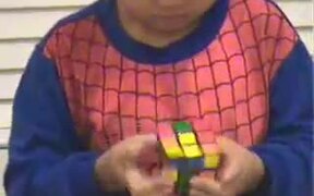 Kid Speed Solving Rubik's Cube - Kids - VIDEOTIME.COM