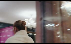 France Official Trailer - Movie trailer - VIDEOTIME.COM