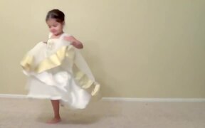 Ruhi Dancing - Kids - VIDEOTIME.COM